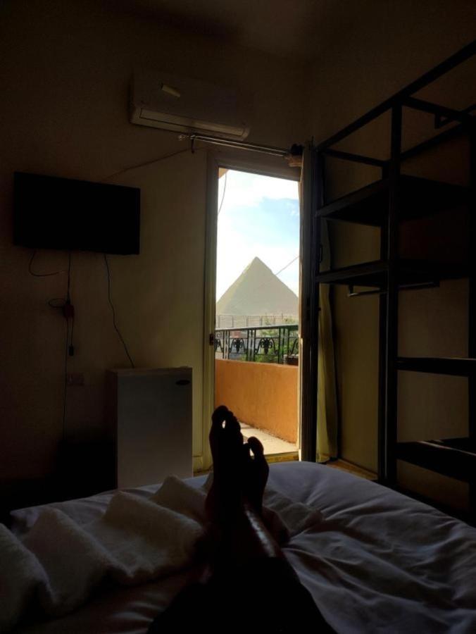 Anubis Kingdom Pyramids Hostel Kafrat al Jabal Exterior photo