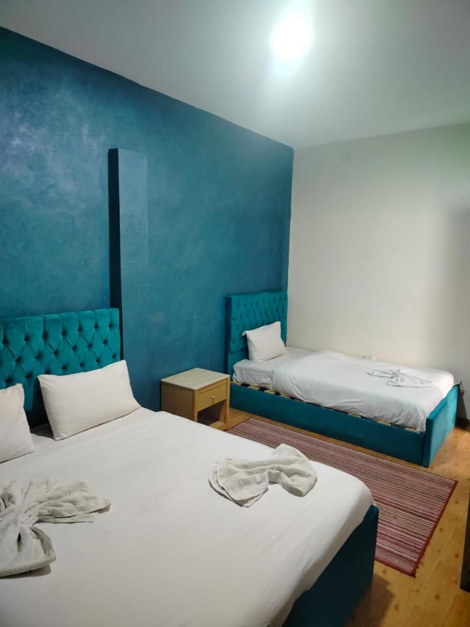 Anubis Kingdom Pyramids Hostel Kafrat al Jabal Exterior photo